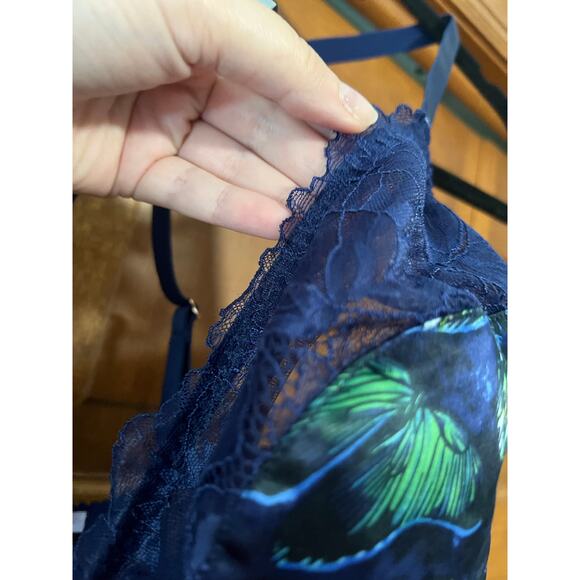 Savage X Fenty Women's Baroque Butterfly Lace Bralette Blue Green Size 2X (42C) - Picture 4 of 16